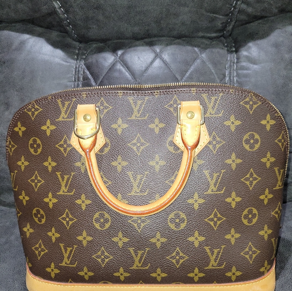 Louis Vuitton Alma
